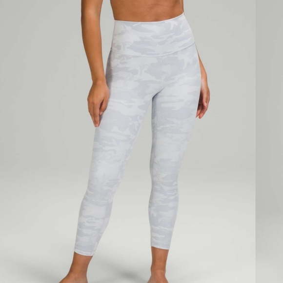 Lululemon Wunder Under Luxtreme High Rise Tight - Picture 1 of 6
